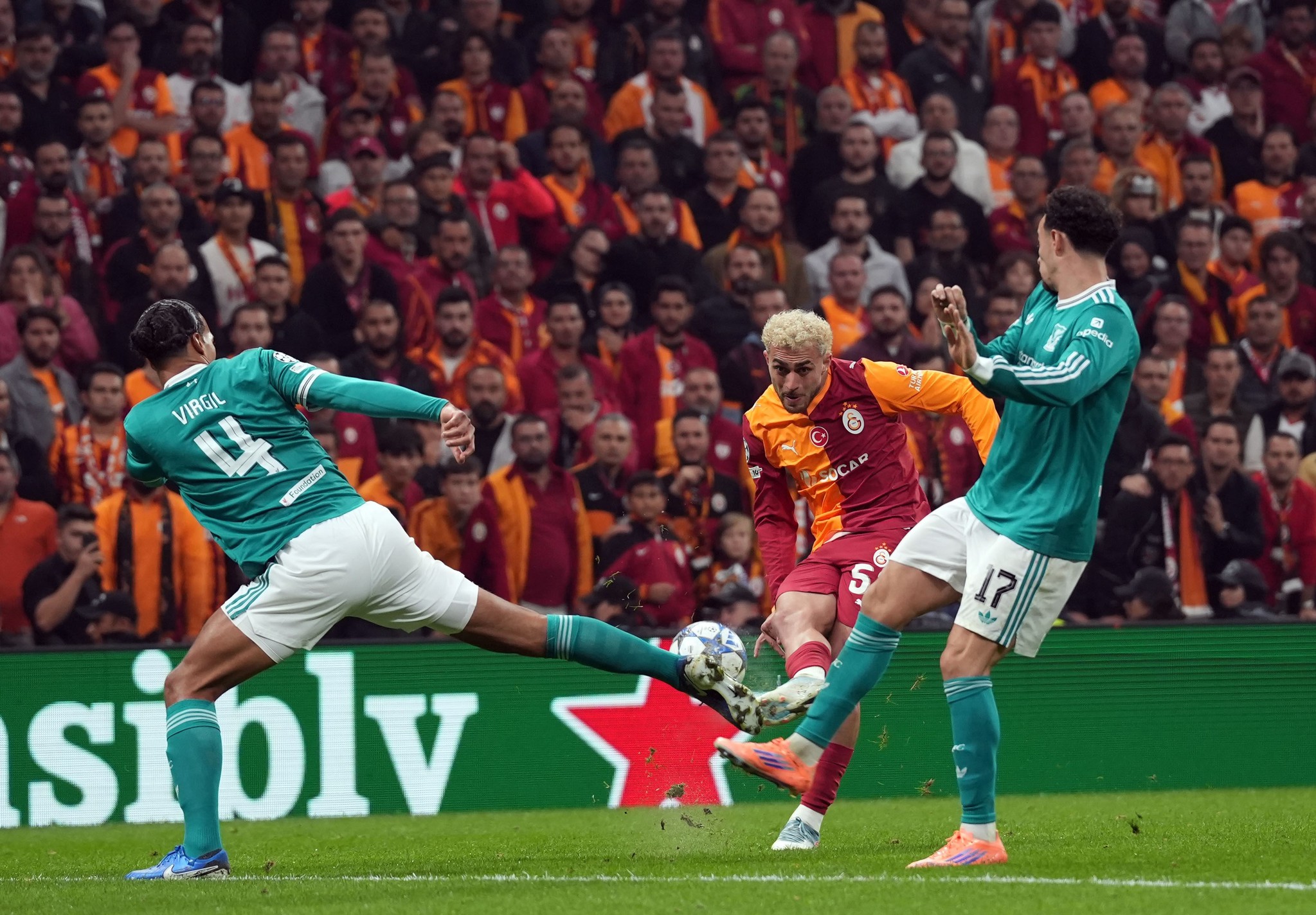 Galatasaray yönetiminden Liverpool için dev prim!