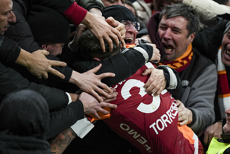 Galatasaray yönetiminden flaş Torreira kararı!