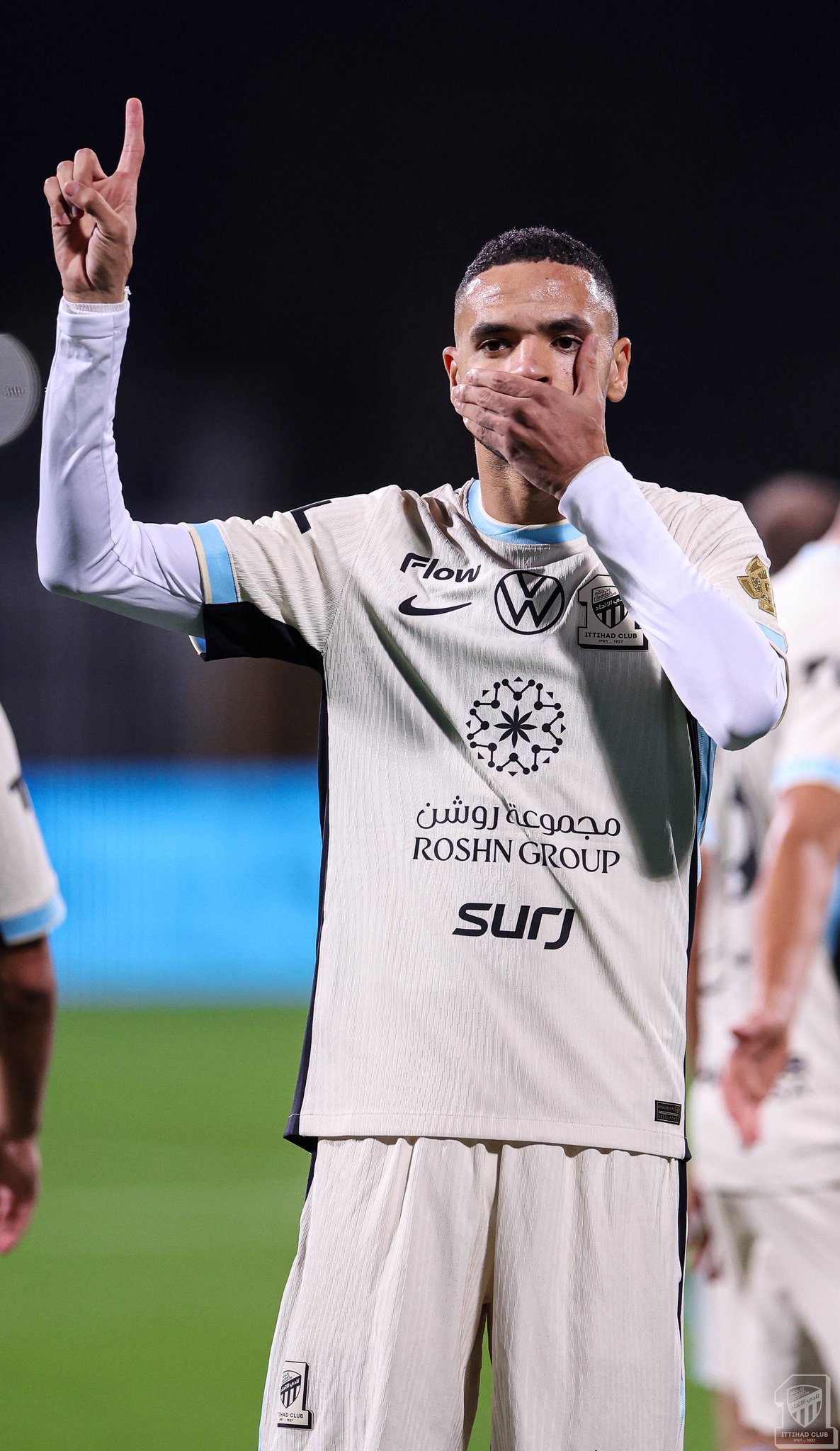 Fenerbahçe'deki performansı zaman zaman eleştirilerin hedefi olan Youssef En-Nesyri, devre arasında 15 milyon Euro bonservis bedeliyle Suudi Arabistan ekibi Al-Ittihad'a transfer olmuştu.