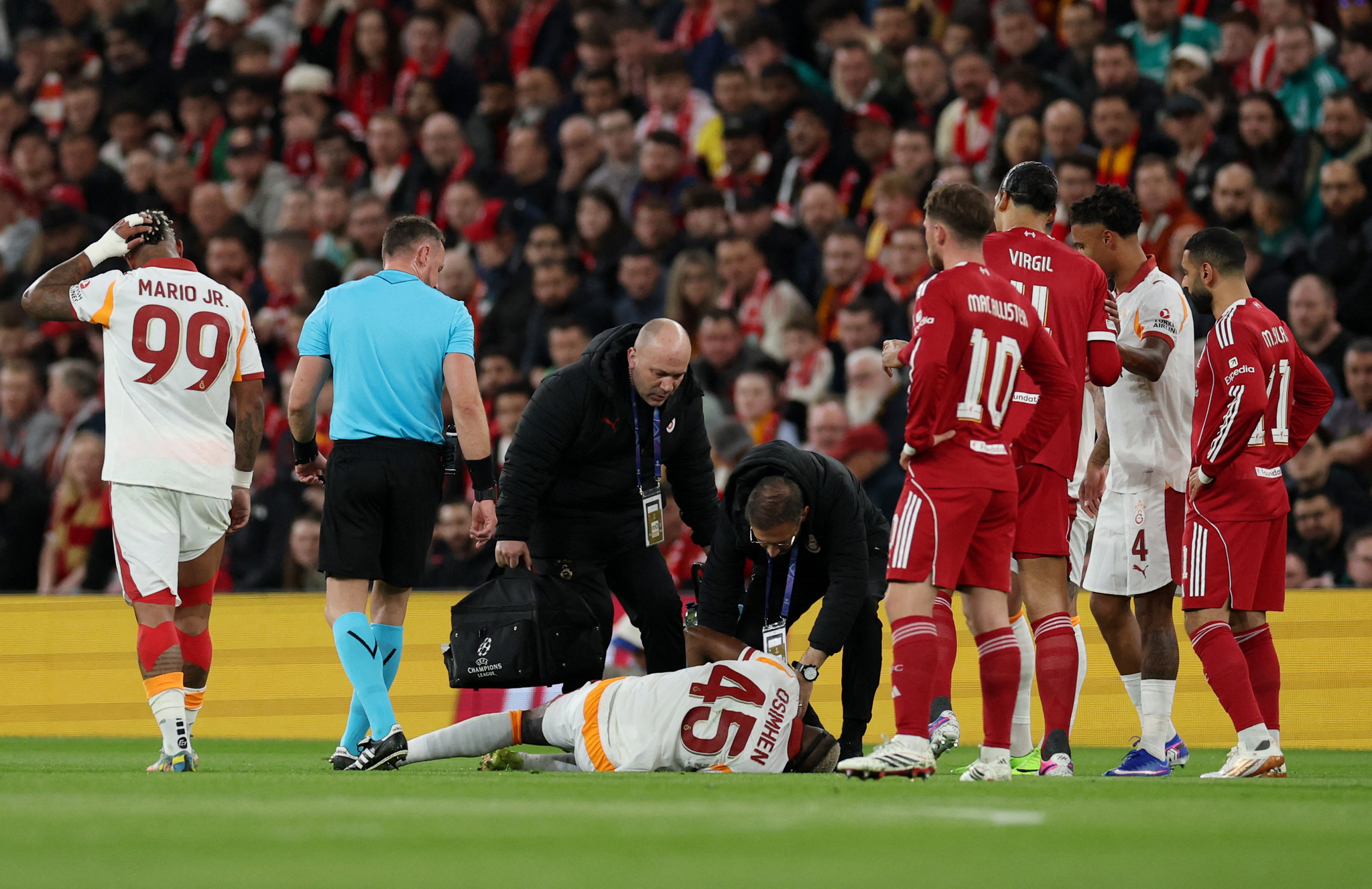 Galatasaray’da Osimhen’in sakatlığındaki flaş gerçek ortaya çıktı!