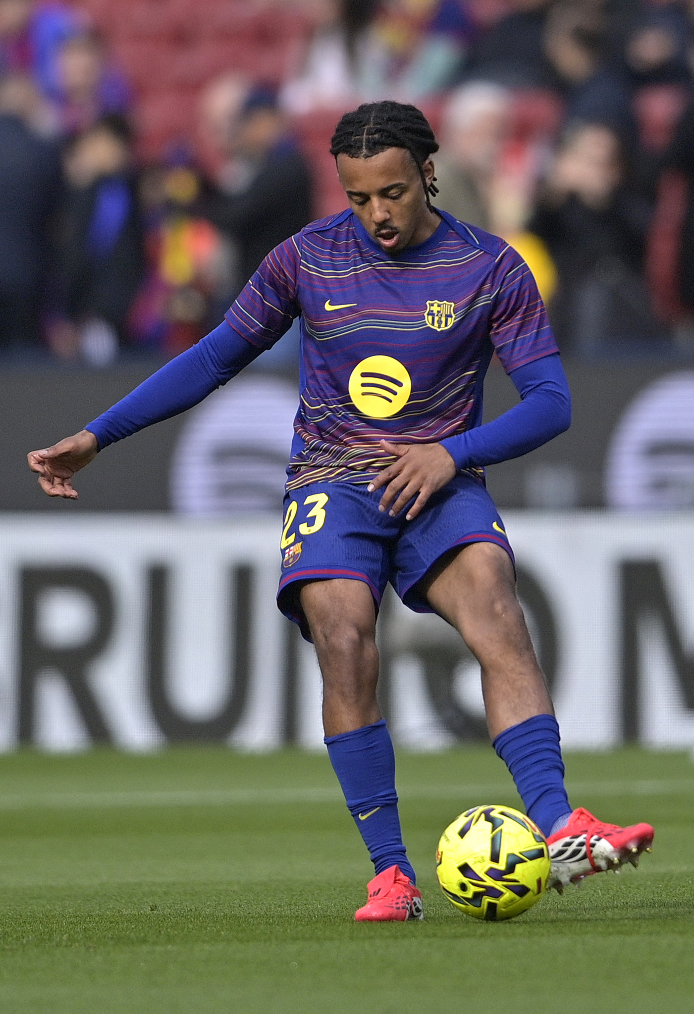 Fenerbahçe’ye 65 milyon Euro’luk yıldız! Kanarya’nın yeni transferi Barcelona’dan