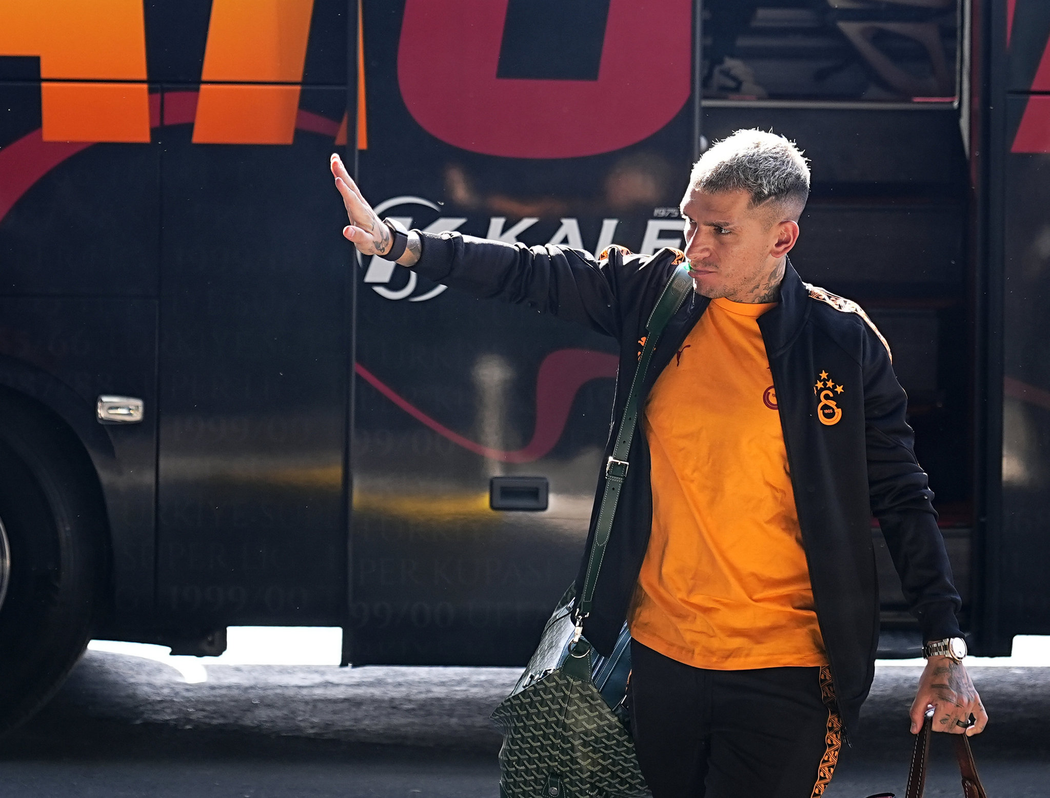 Lucas Torreira’dan olay itiraf! Oynamak istediği takımı açıkladı