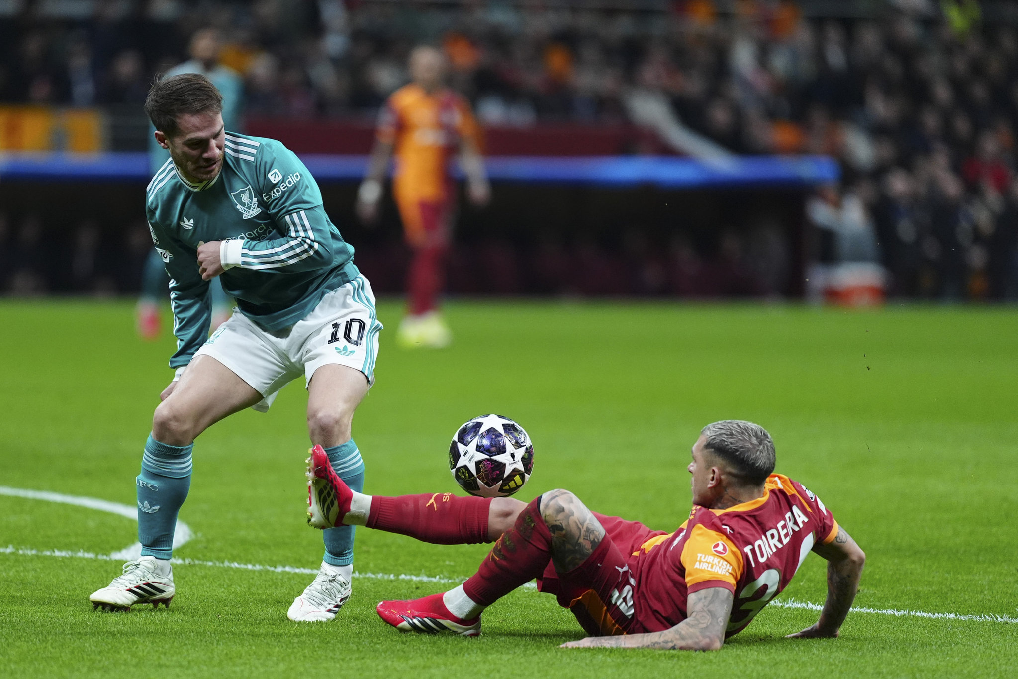 Lucas Torreira’dan olay itiraf! Oynamak istediği takımı açıkladı