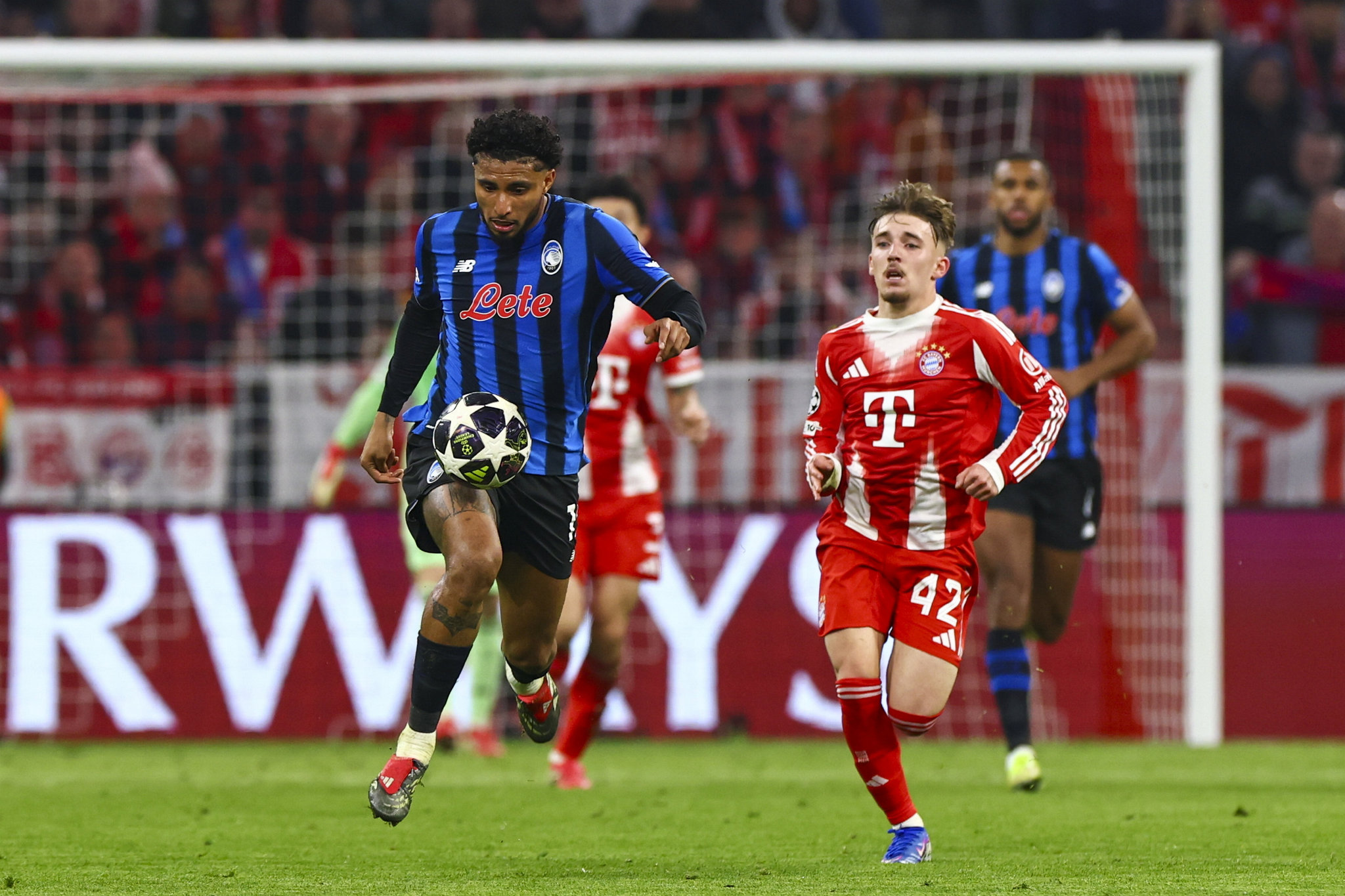 Transferde flaş gelişme: Okan Buruk’un gözdesi için indirime gidiyorlar!