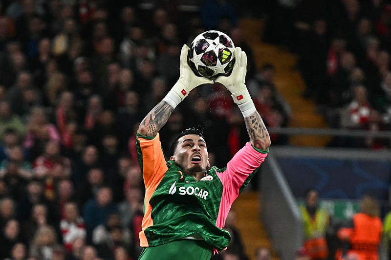 Uğurcan'ın Galatasaray'a transferinde başrol oynayan başkan Dursun Özbek 30 yaşındaki file bekçisi konusunda kararını verdi.