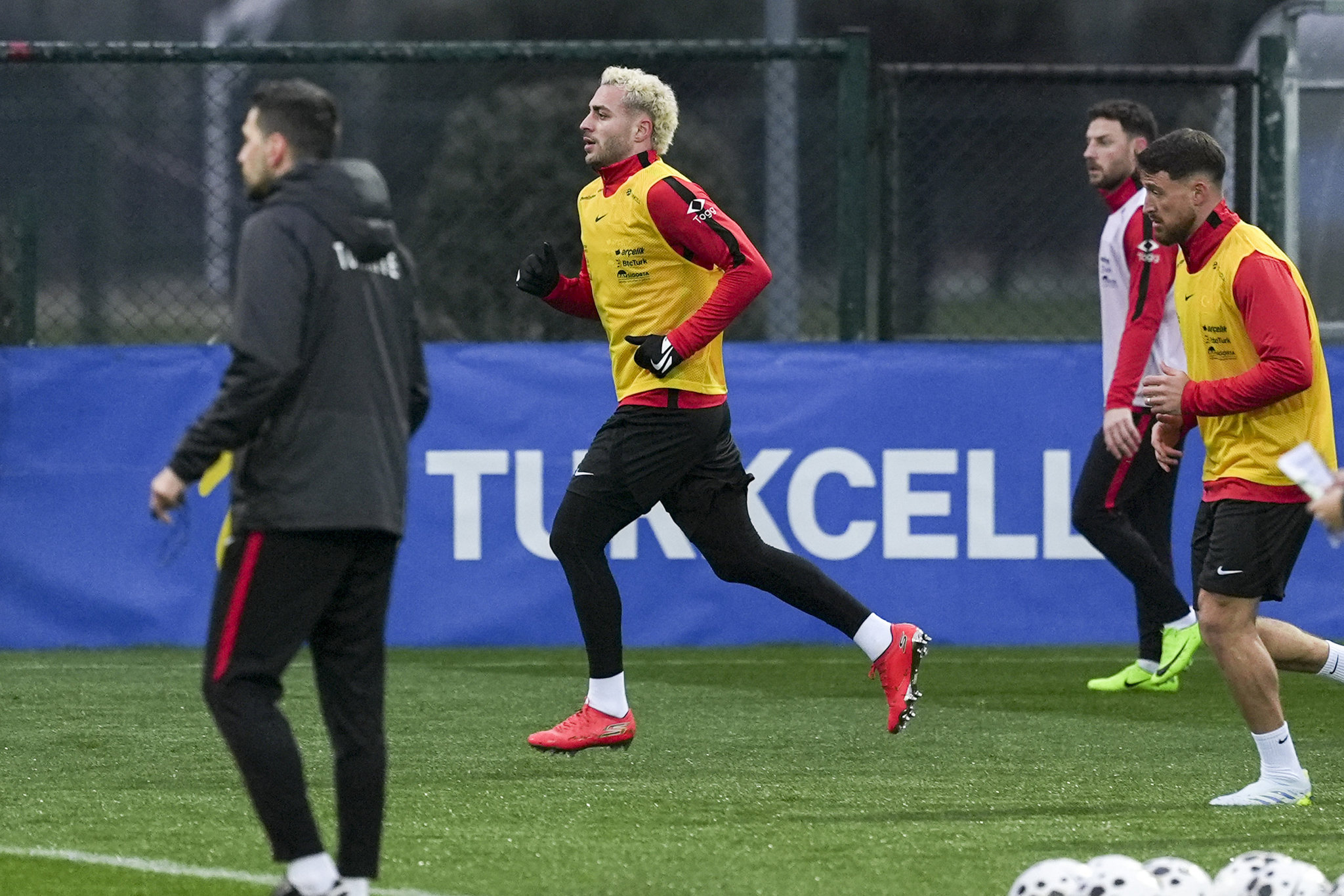 Türkiye zafer peşinde! İşte Vincenzo Montella’nın Romanya maçı muhtemel 11’i