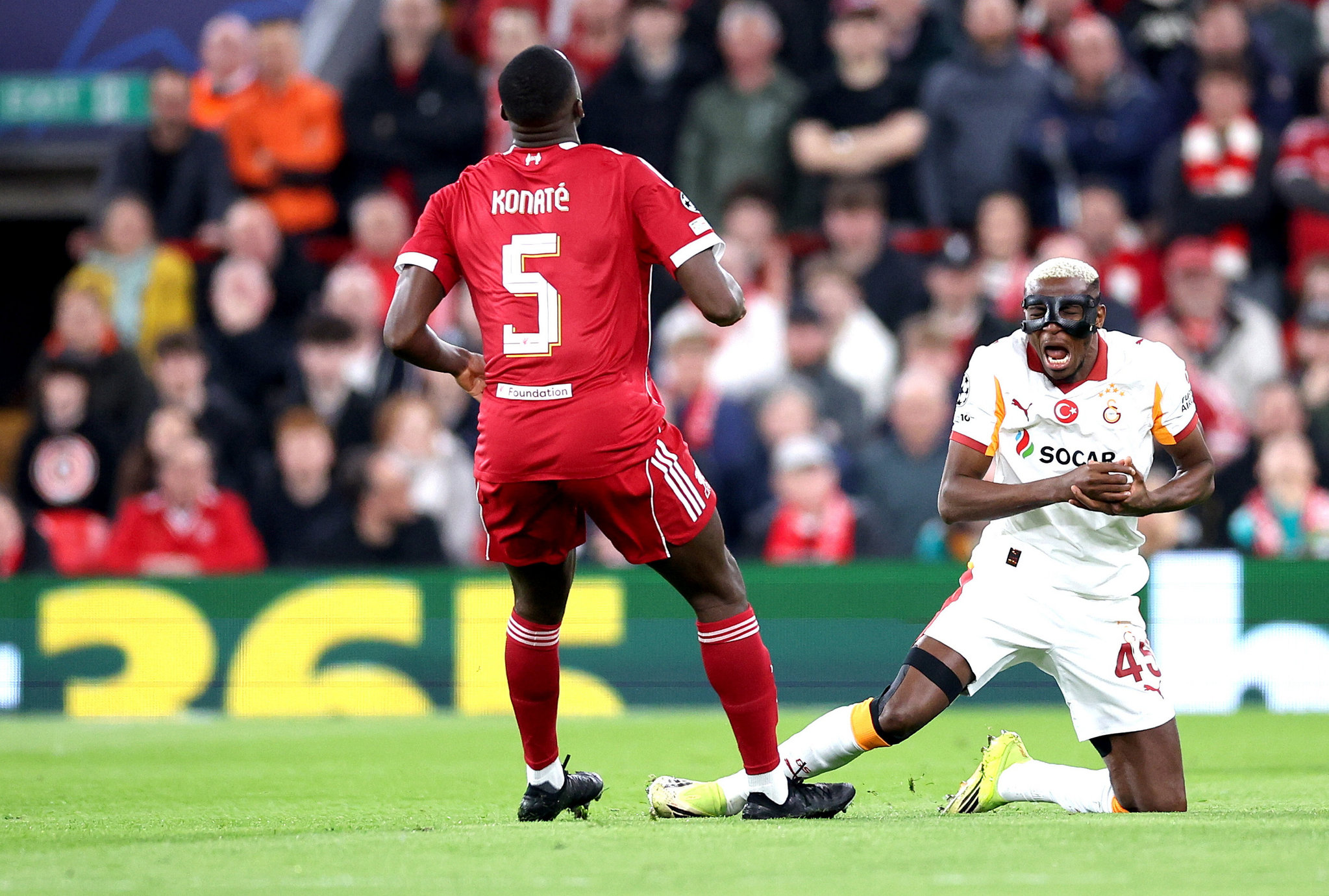 Victor Osimhen için sezonu kapatma tehlikesi! 1 ay denmişti ancak...