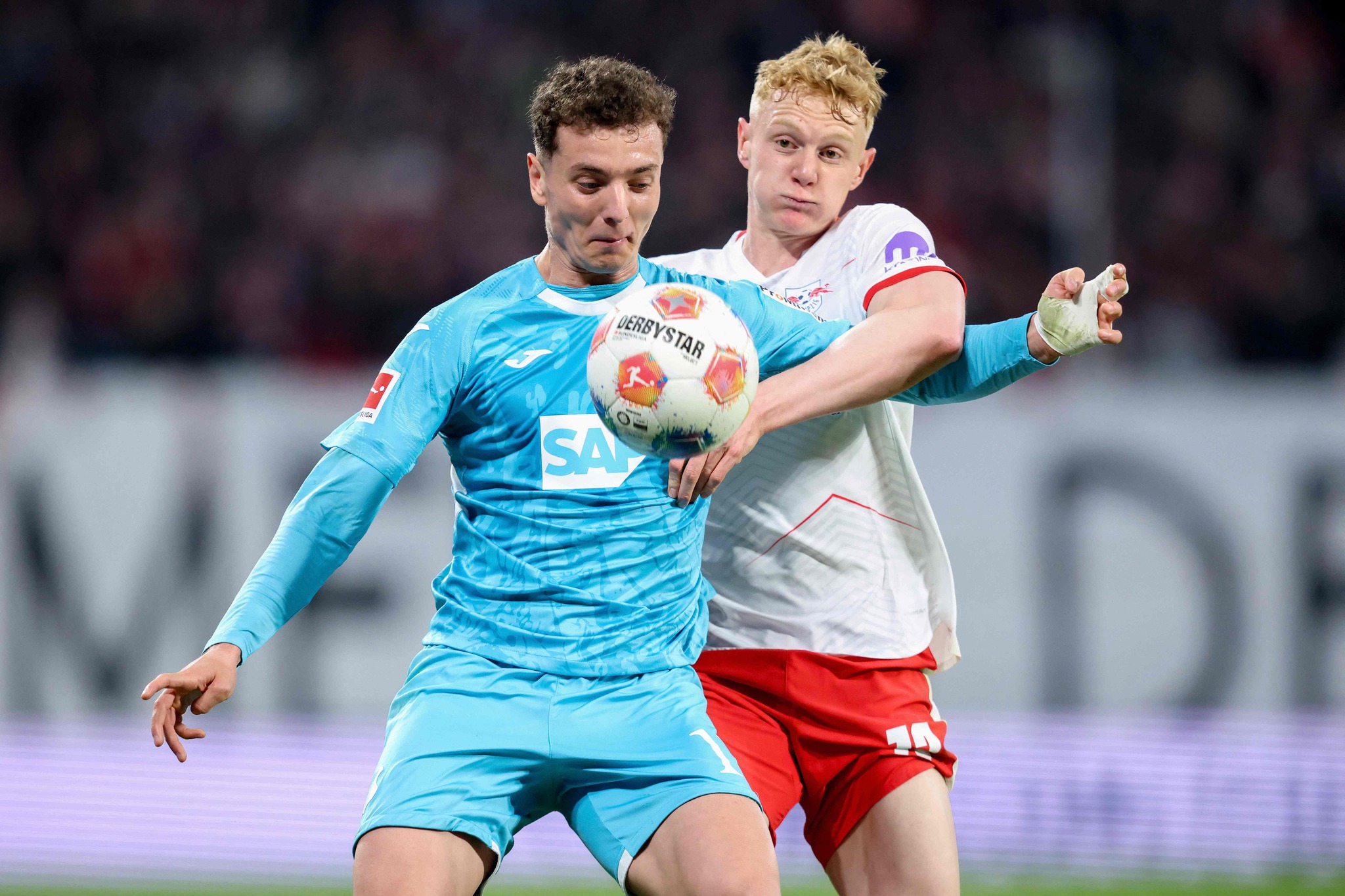 Fisnik Asllani’nin menajerinden transfer açıklaması! Adı Fenerbahçe ile anılmıştı