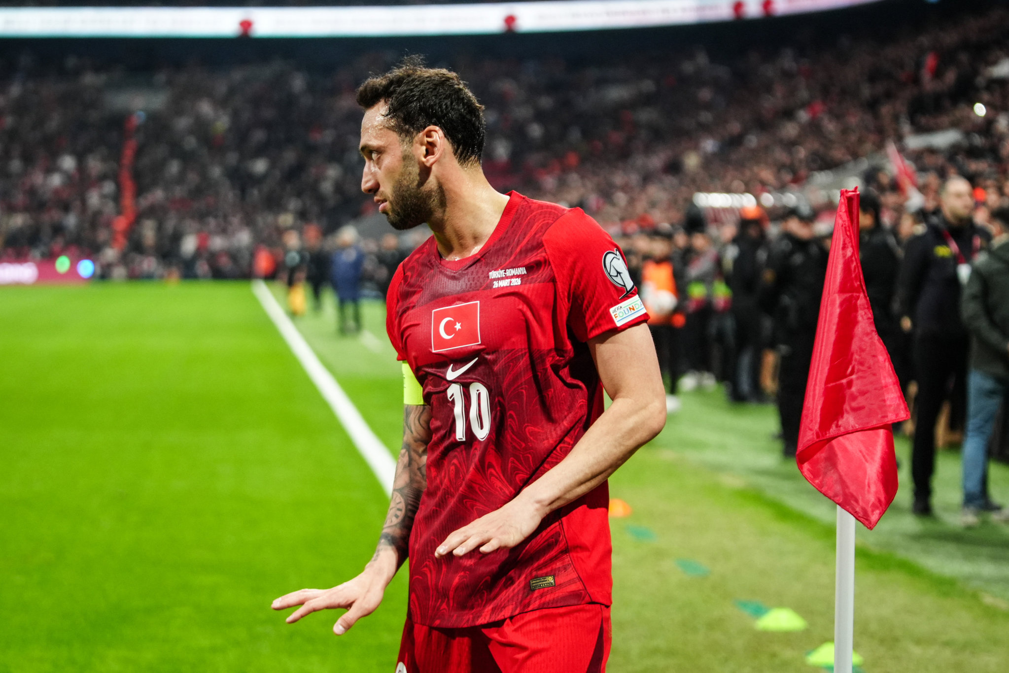 Galatasaray’da Okan Buruk’tan yakın temas: Hakan Çalhanoğlu