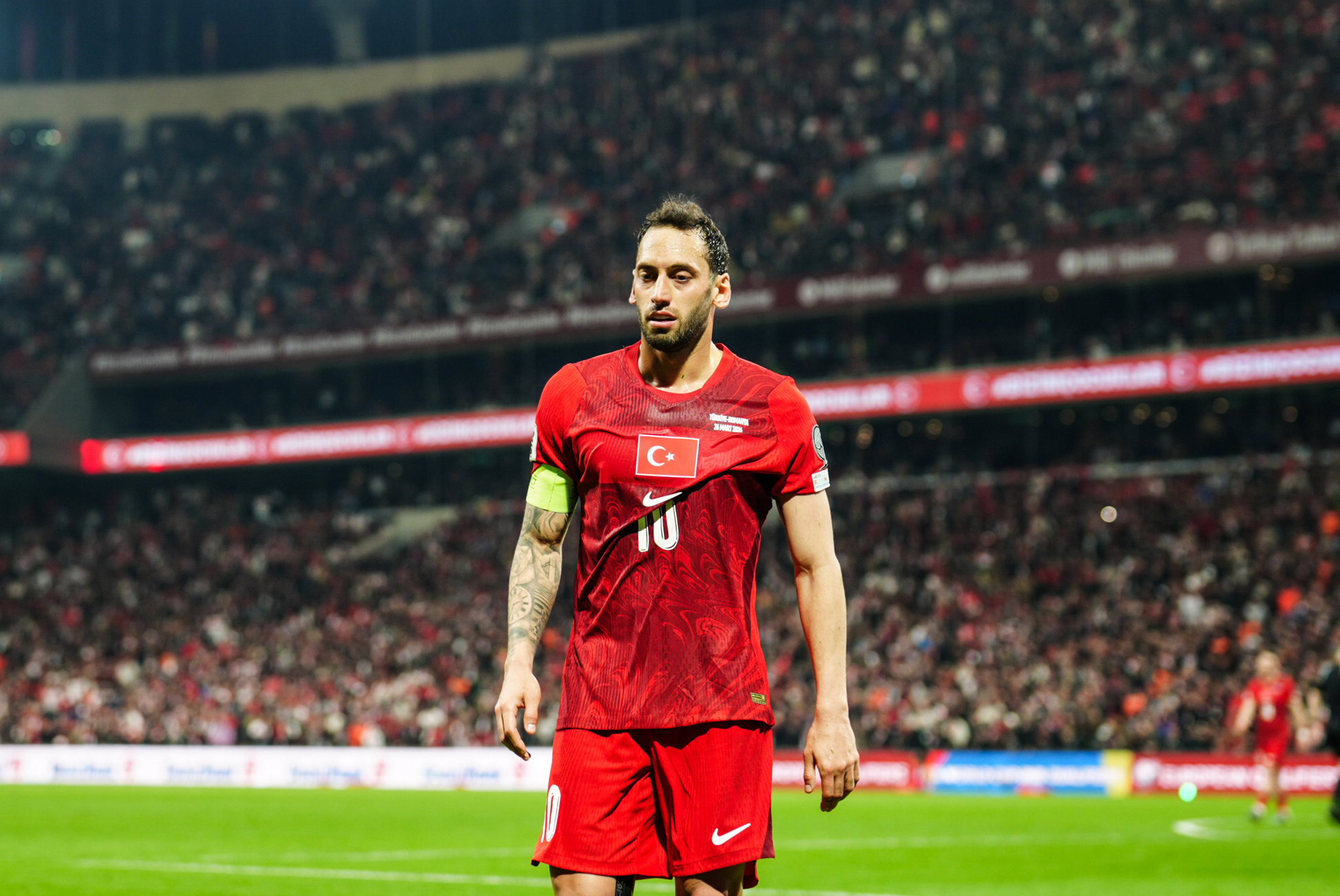 Galatasaray’da Okan Buruk’tan yakın temas: Hakan Çalhanoğlu
