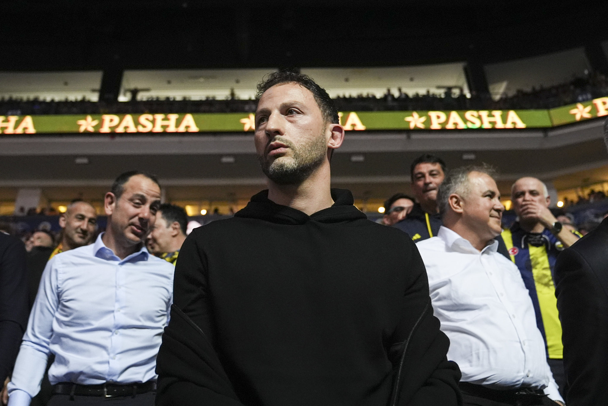 PSG’den Fenerbahçe’ye bir transfer daha! İşte dev yarışın detayları