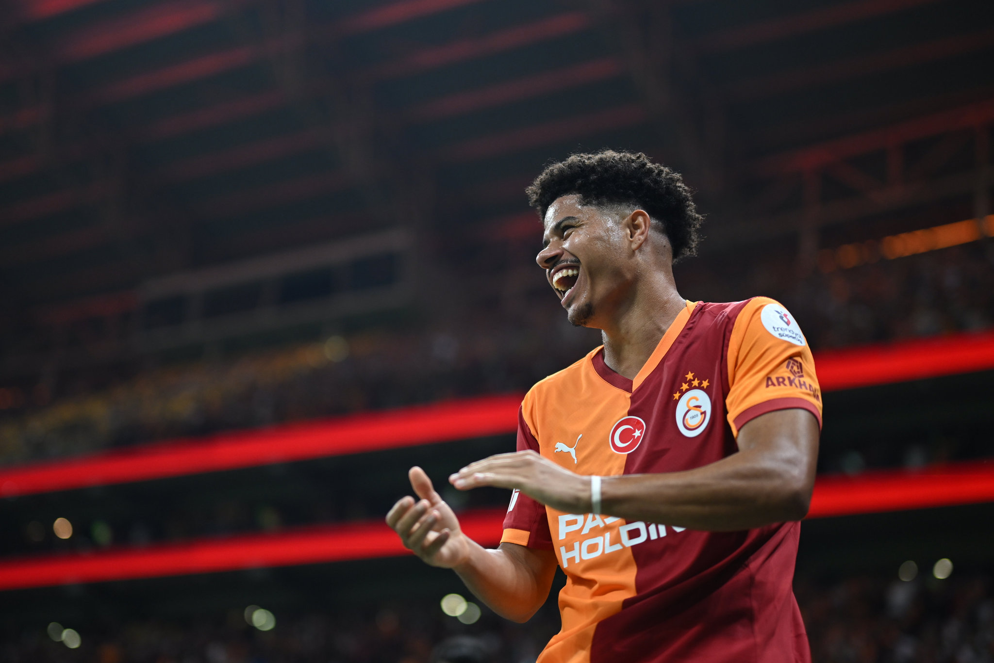 Premier Lig ekipleri Gabriel Sara’nın peşinde! İşte Galatasaray’ın istediği bonservis