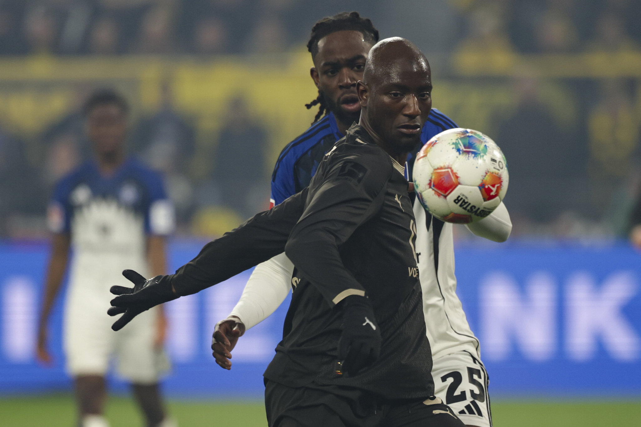Fenerbahçe’nin santrfor gündemine yeni gelişme! Herkes Lukaku’yu beklerken...