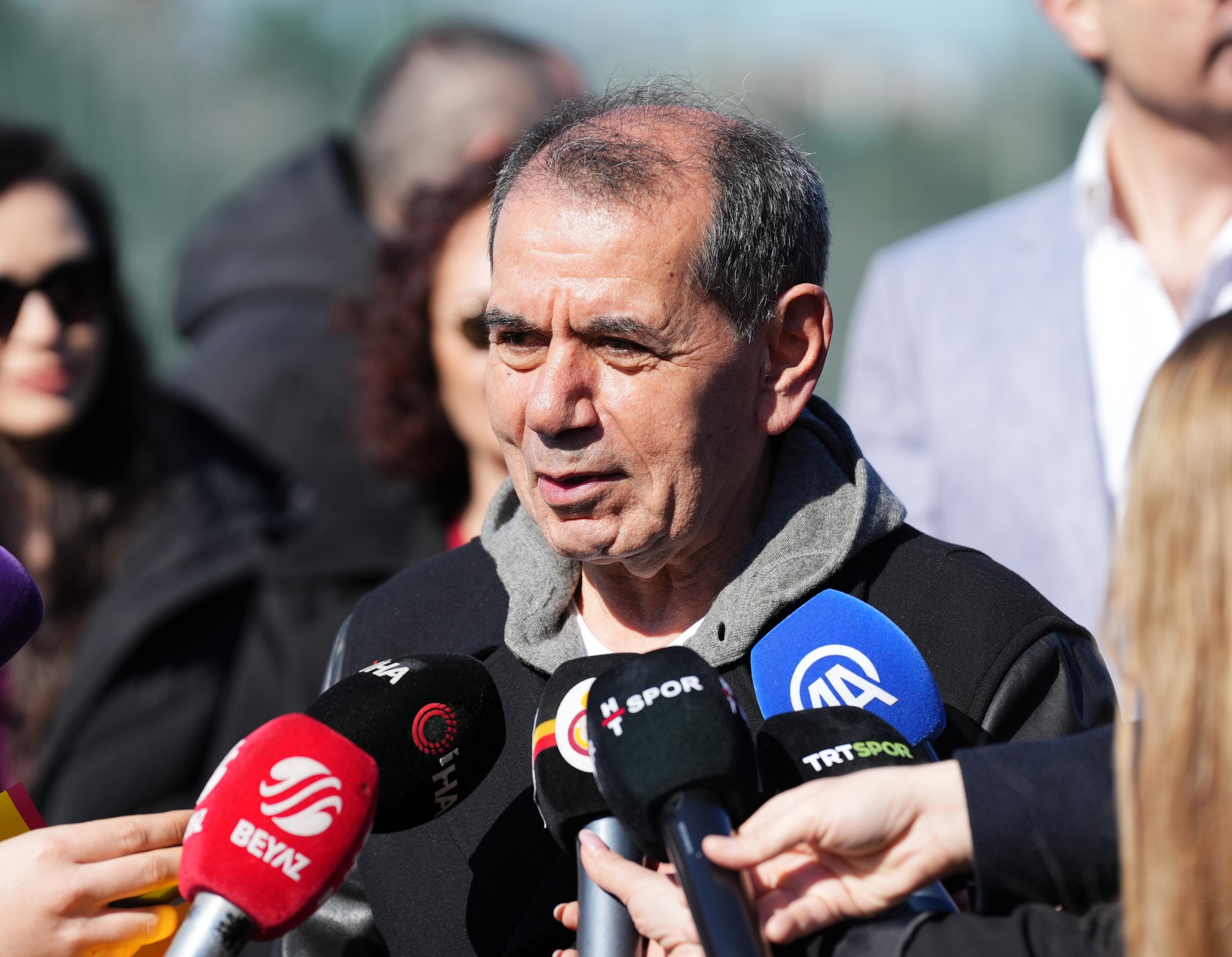 Trabzonspor maçı sonrası Galatasaray’a bir kötü haber daha! Takımdan ayrılıyor