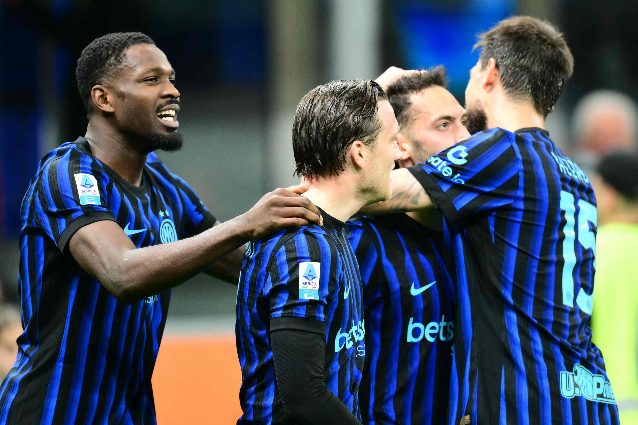 Galatasaray’a kötü haber! Hakan Çalhanoğlu kararını verdi