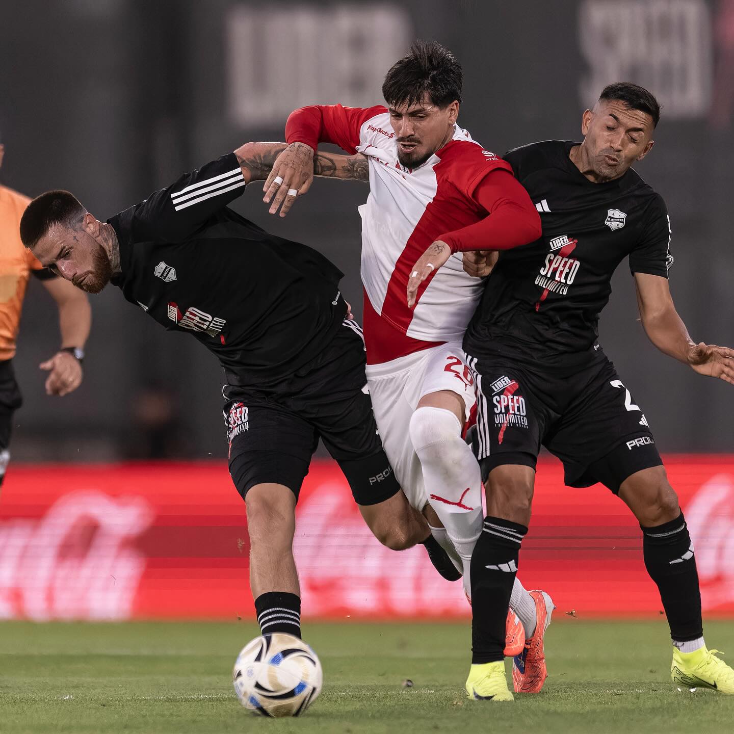 Fenerbahçe’ye transferde Arjantinli stoper! Kevin Lomonaco...