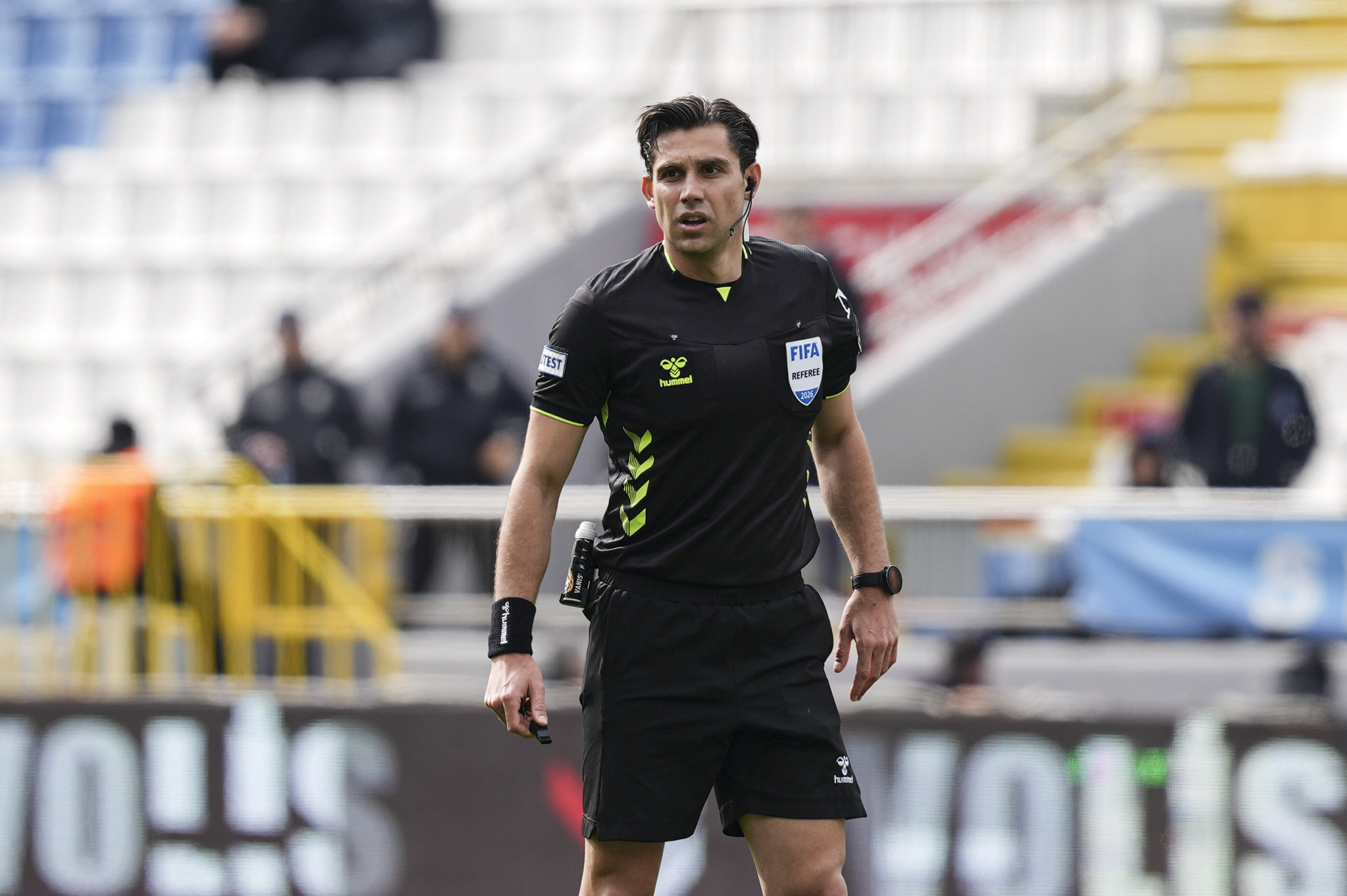 Spor yazarları Corendon Alanyaspor-Trabzonspor maçını değerlendirdi: Ancak bu kadar kötü maç yönetilebilirdi!