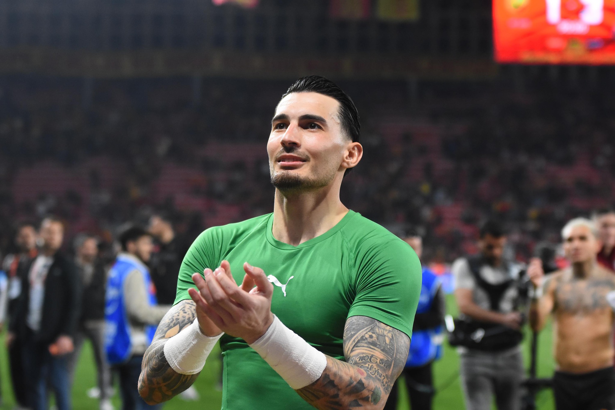 Galatasaray’ın yıldızına rekor transfer teklifi! İşte önerilecek bonservis