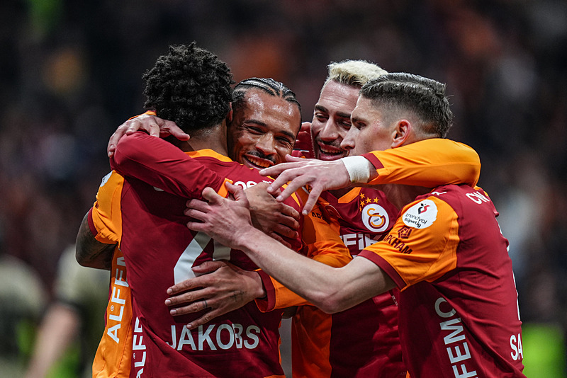 Galatasaray’ın yeni yıldızı Arda Turan’dan! Bu transfer çok konuşulur