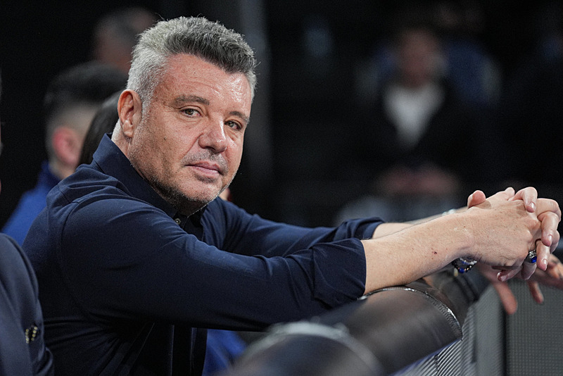 Fenerbahçe’de sağ kanada dünya yıldızı! Başkan Saran devrede