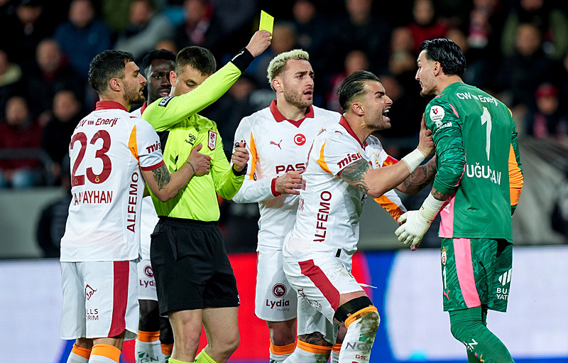 Sane’nin iptal edilen golünde ofsayt kararı doğru mu? Ahmet Çakar yorumladı