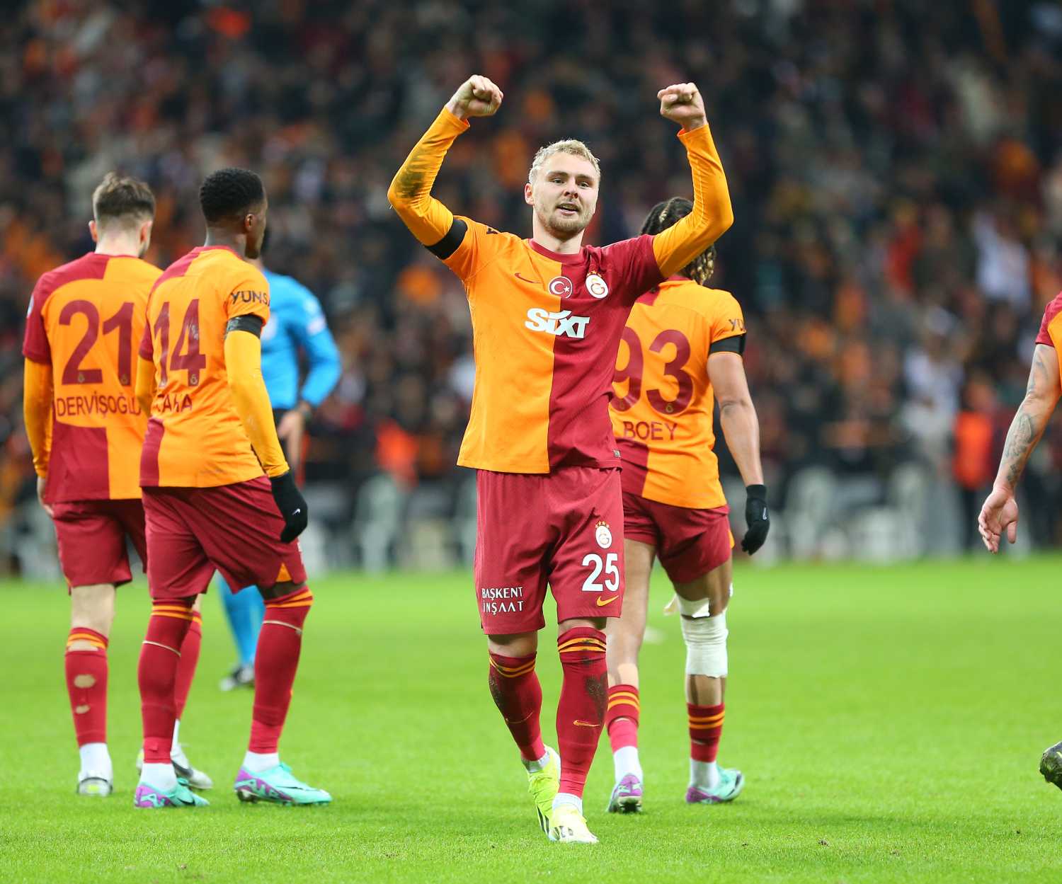 Victor Nelsson Galatasaray’a mı dönüyor? Kendisi açıkladı!