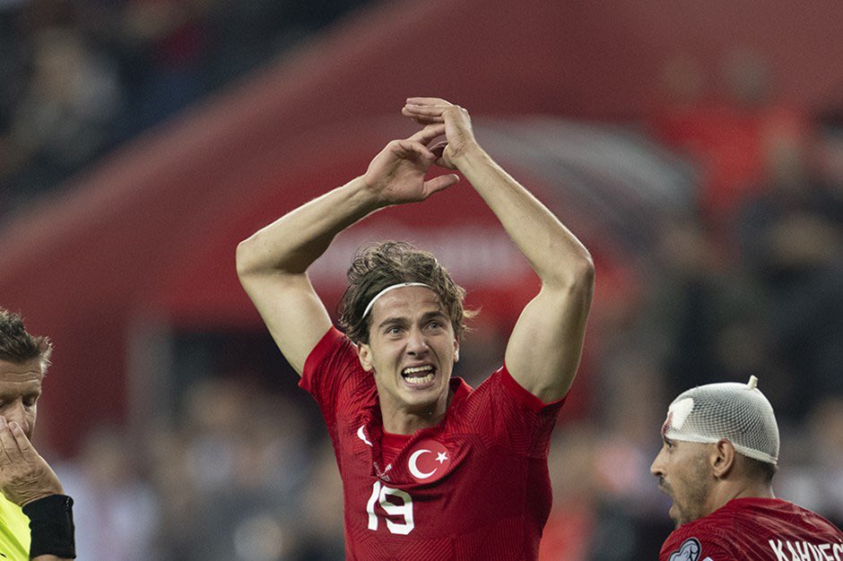 Galatasaray’da gelecek sezon için santrfor hedefi belli oldu! Süper Lig’den takviye yolda