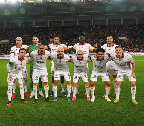 Galatasaray’ın yıldızına Premier Lig’den 2 talip birden! Fenerbahçe derbisinde...