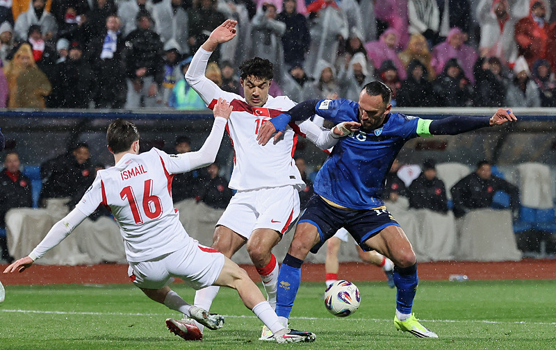 Fenerbahçe golcü transferinde son aşamada! O yıldız ile ön protokol imzalandı