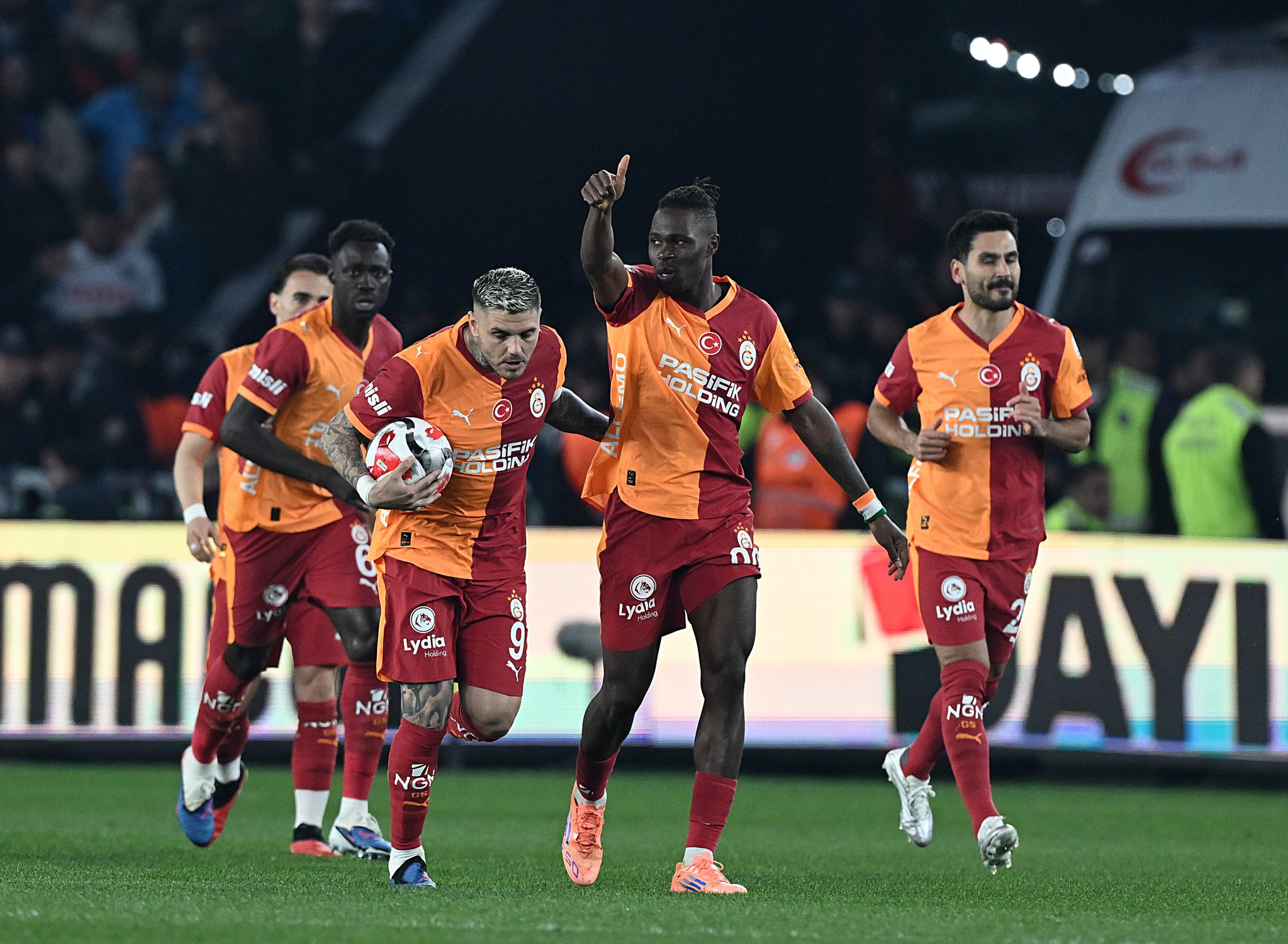 Galatasaray’da flaş ayrılık gelişmesi! Gençlerbirliği maçı sonrası bileti kesildi