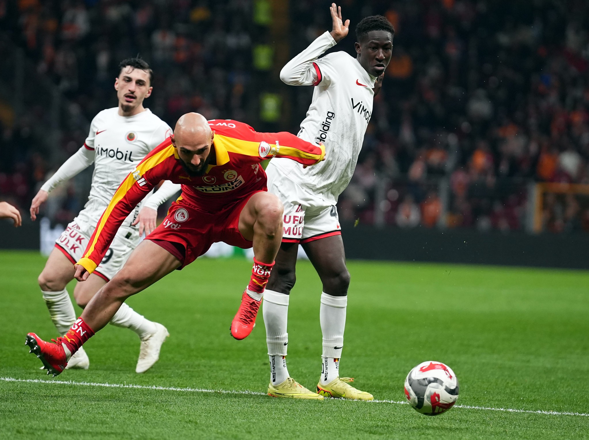Galatasaray’da flaş ayrılık gelişmesi! Gençlerbirliği maçı sonrası bileti kesildi