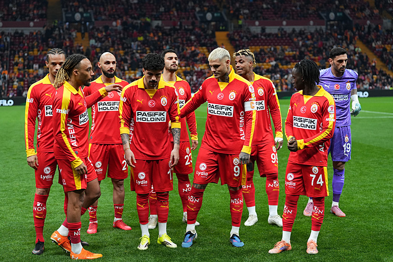 Galatasaray’a İsviçreli orta saha: Johan Manzambi!