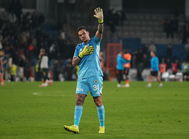 Süper Lig’de dev derbi heyecanı! İşte Galatasaray-Fenerbahçe maçında takip edilecek yıldızlar