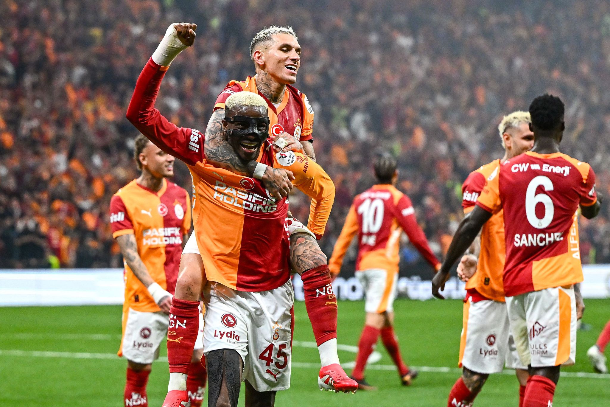 Derbi zaferi sonrası Galatasaray’dan transferde şampiyonluk hamlesi!