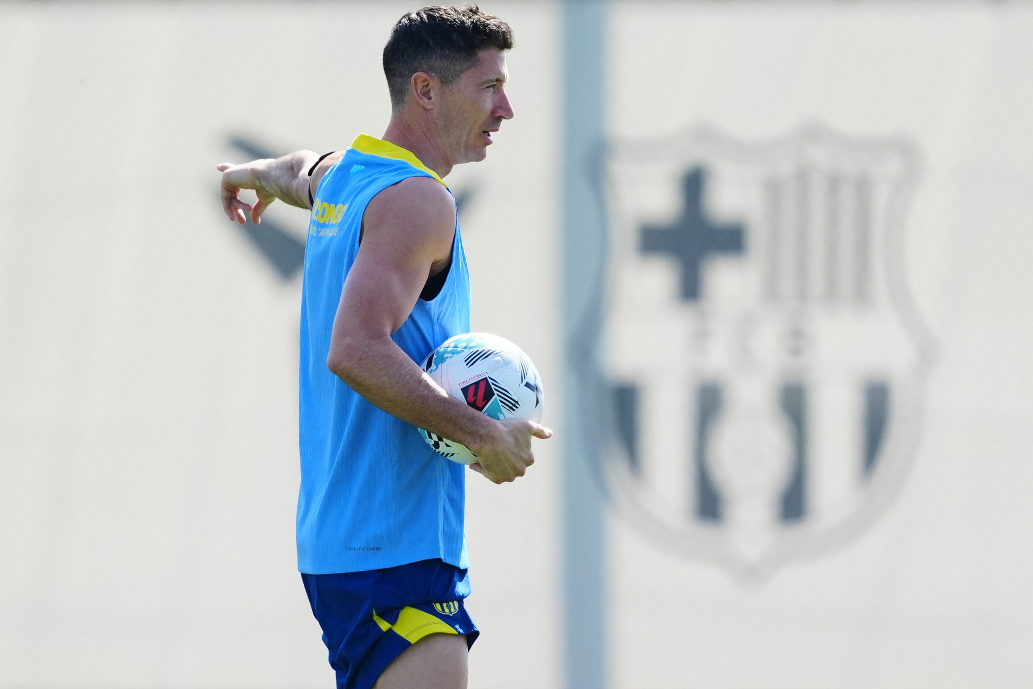 Fenerbahçe’nin transfer listesindeki Robert Lewandowski için kritik süreç