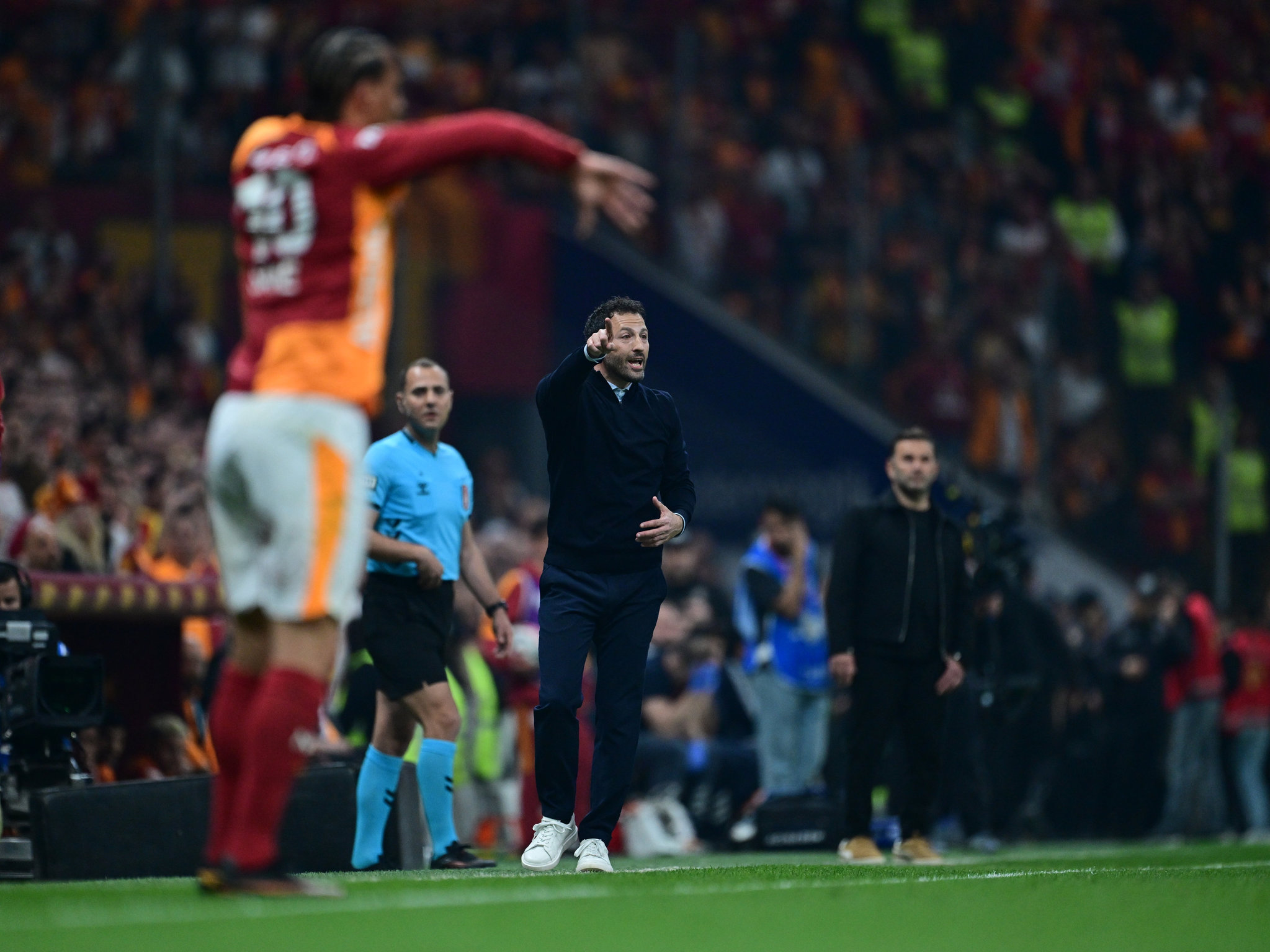 Spor yazarları Fenerbahçe’nin seçim gündemini yorumladı