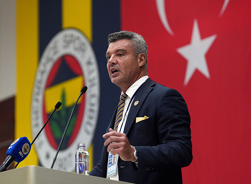 Fenerbahçe yönetiminden flaş karar! O ismin geleceğini yeni başkan belirleyecek