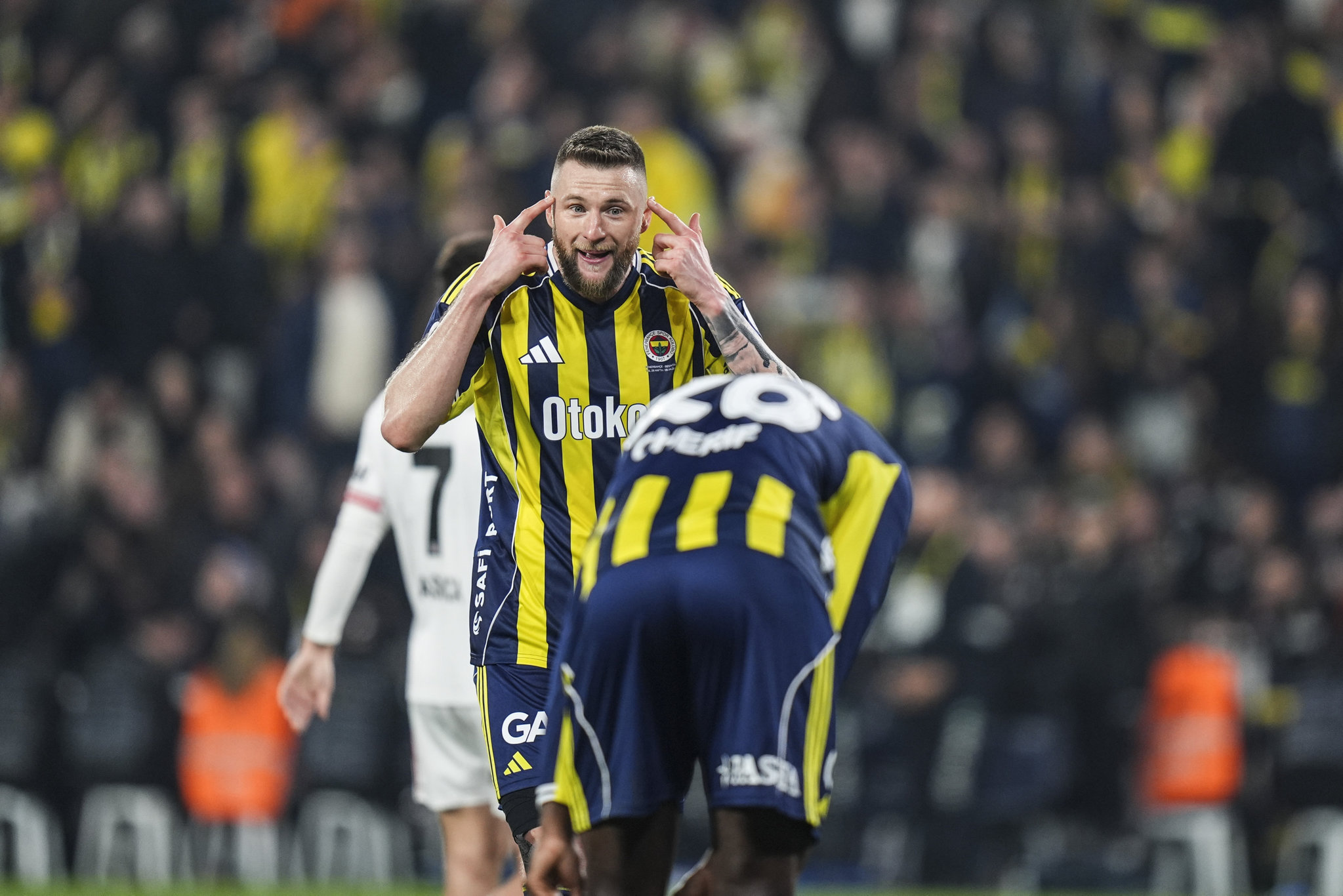 Fenerbahçe’ye Milan Skriniar’dan kötü haber!