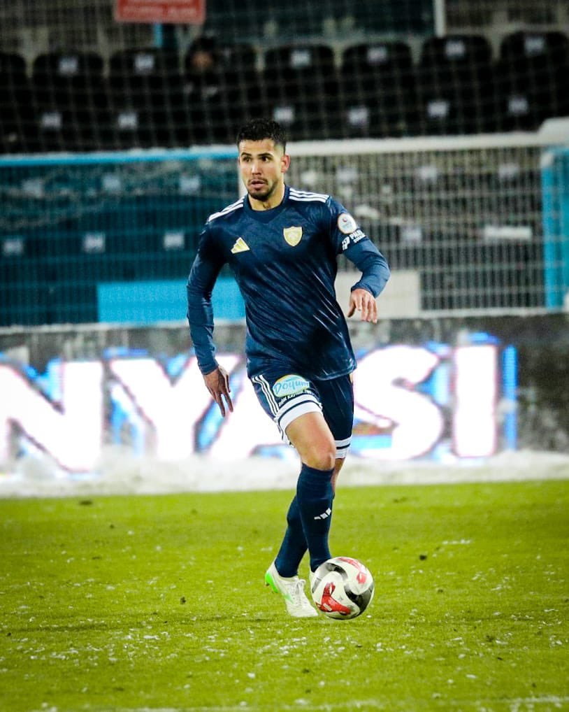 Galatasaray ve Trabzonspor arasında transfer rekabeti! Süper Lig’in yeni ekibinin oyuncusunu istiyorlar