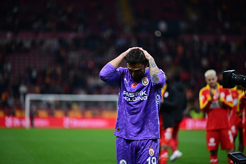 Galatasaray’da Günay’ın yerine kaleye 2 aday!