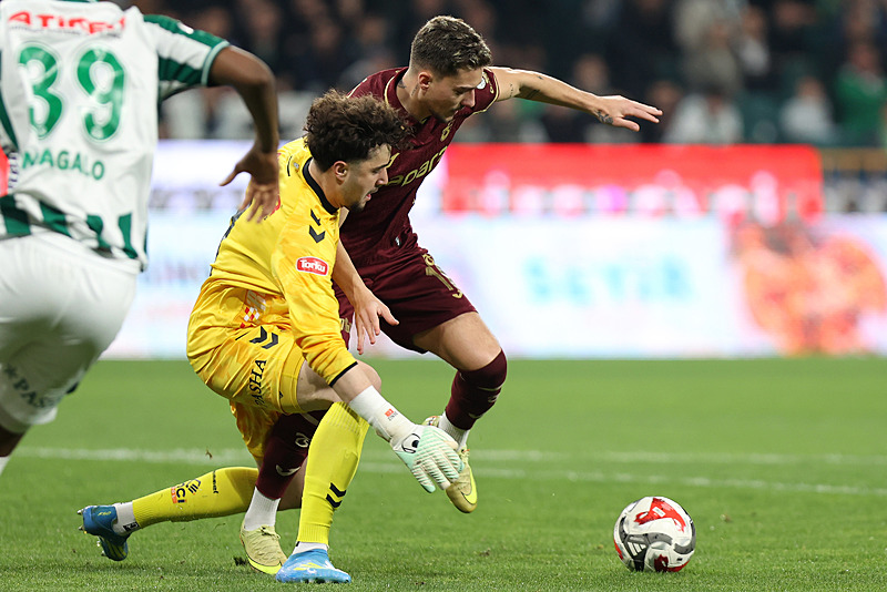 Galatasaray’da Günay’ın yerine kaleye 2 aday!