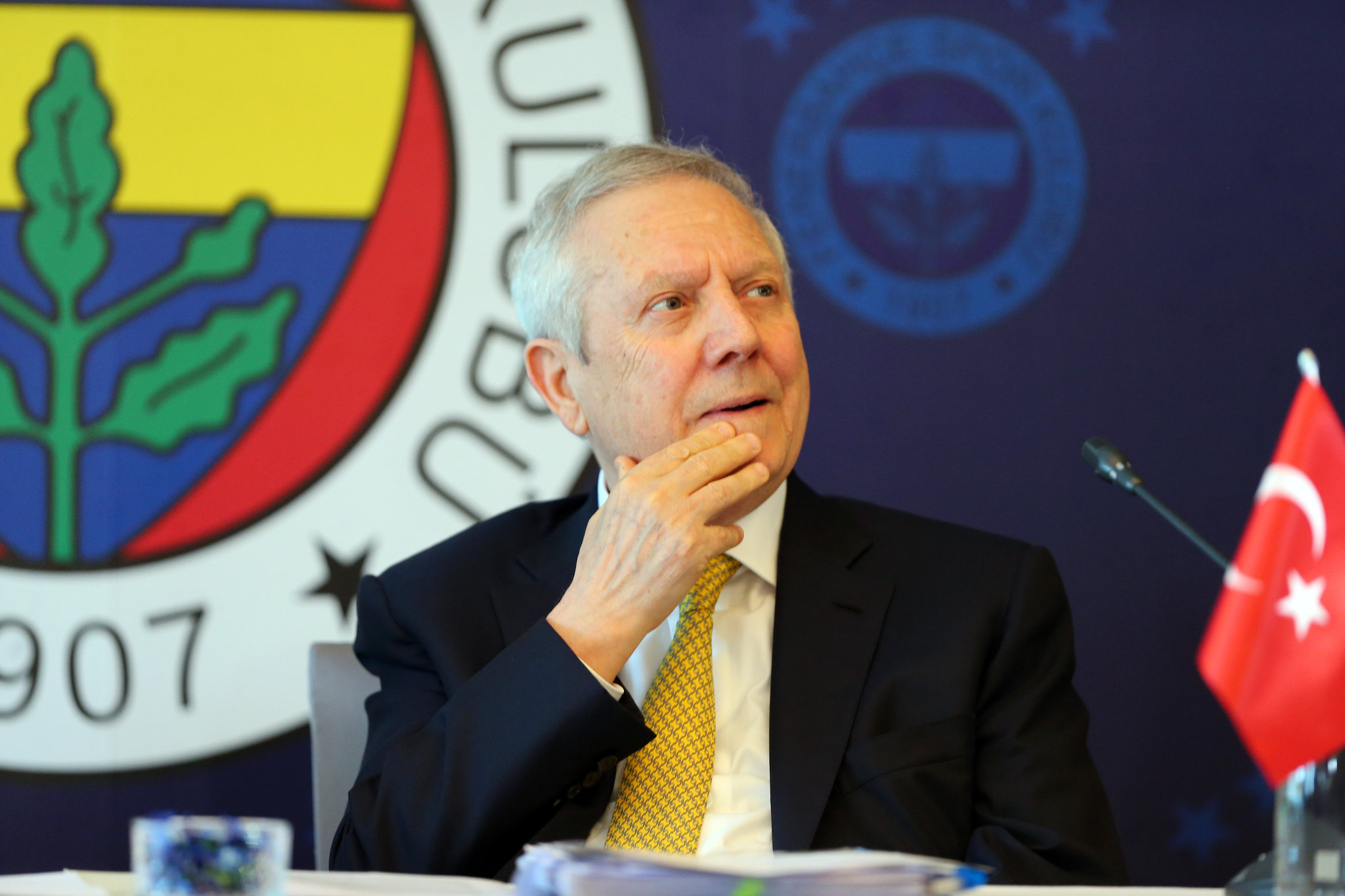 Fenerbahçe’de Aziz Yıldırım ve Hakan Safi’nin transfer listesi belli oldu!