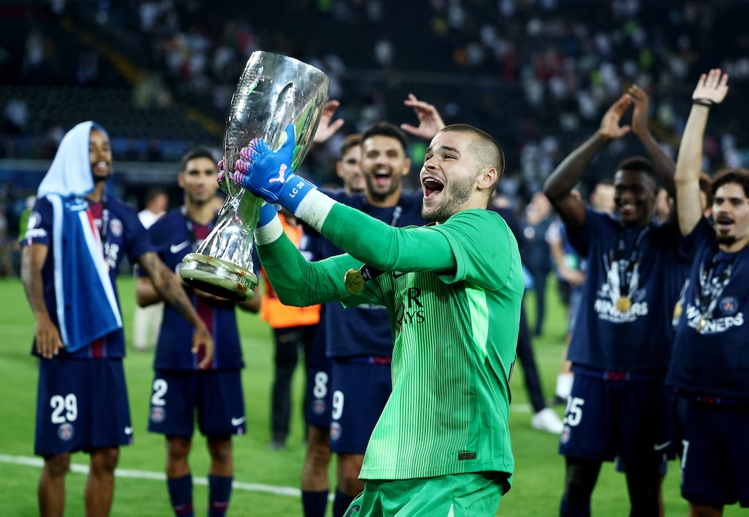 TRANSFER HABERİ: Fenerbahçe’de Ederson’un yerine kaleye 3 aday!