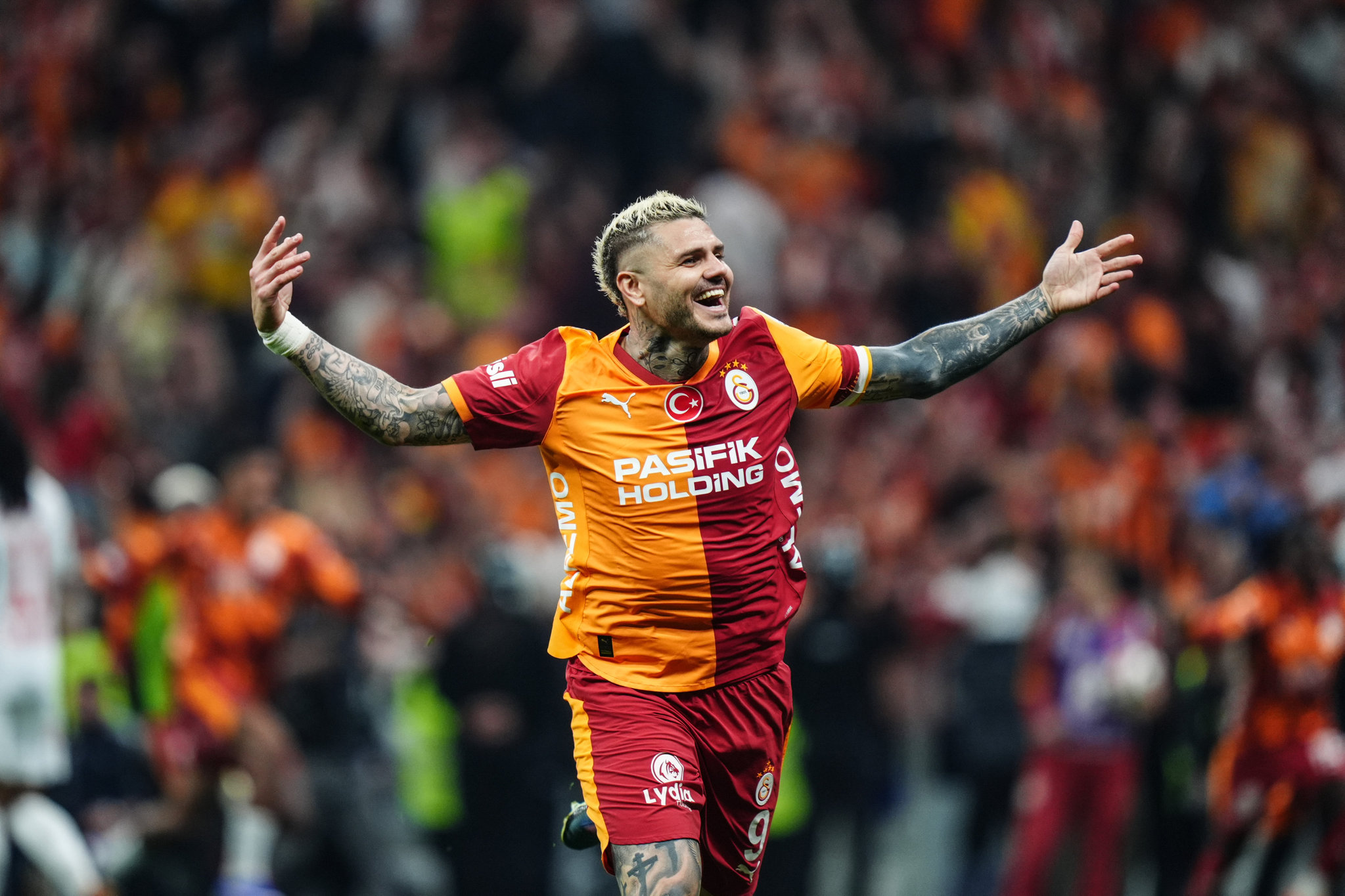 TRANSFER HABERİ: Galatasaray’da son dakika! Menajeri İstanbul’a davet edildi ve...