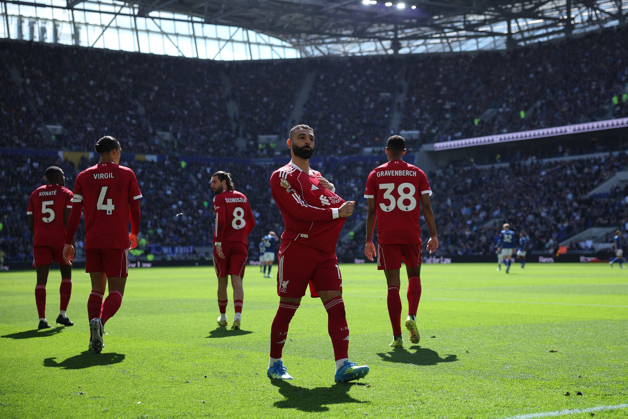 Fenerbahçe’den tarihi transfer hamlesi! Mohamed Salah iddiası gündeme bomba gibi düştü