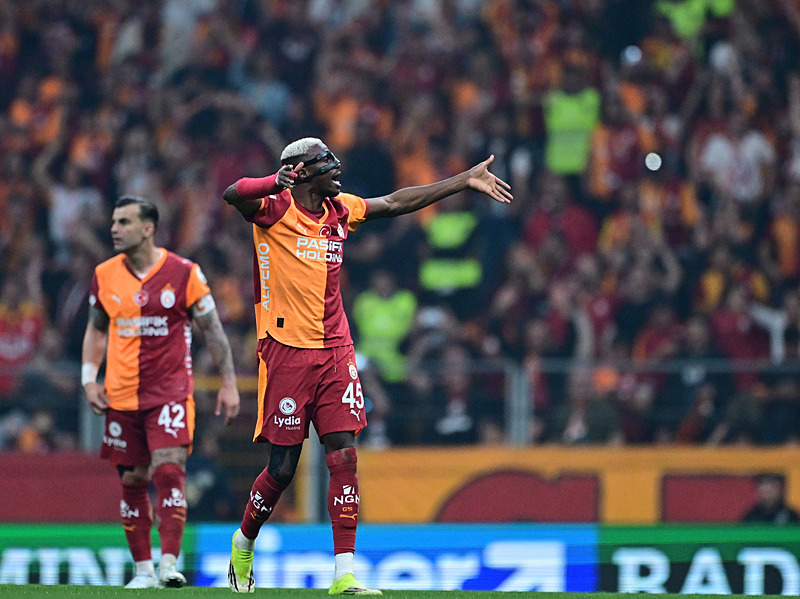 Efsane futbolcudan Chelsea’ye flaş transfer önerisi! Galatasaray taraftarını kızdıracak haber