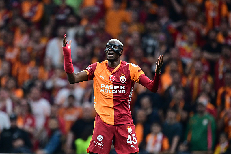 Efsane futbolcudan Chelsea’ye flaş transfer önerisi! Galatasaray taraftarını kızdıracak haber