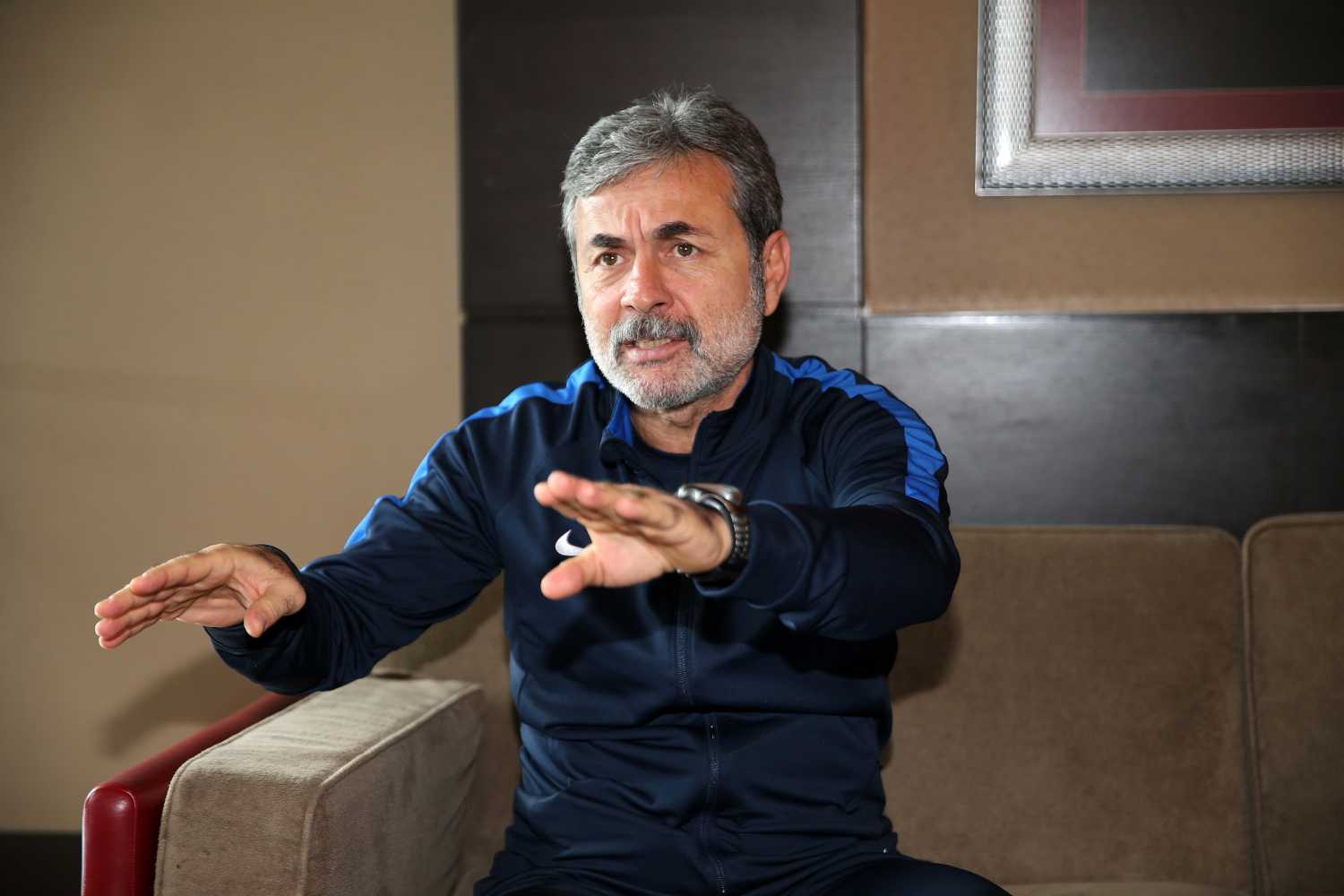Fenerbahçe’de flaş Aykut Kocaman gelişmesi! Aziz Yıldırım ile çalışacağı iddia ediliyordu