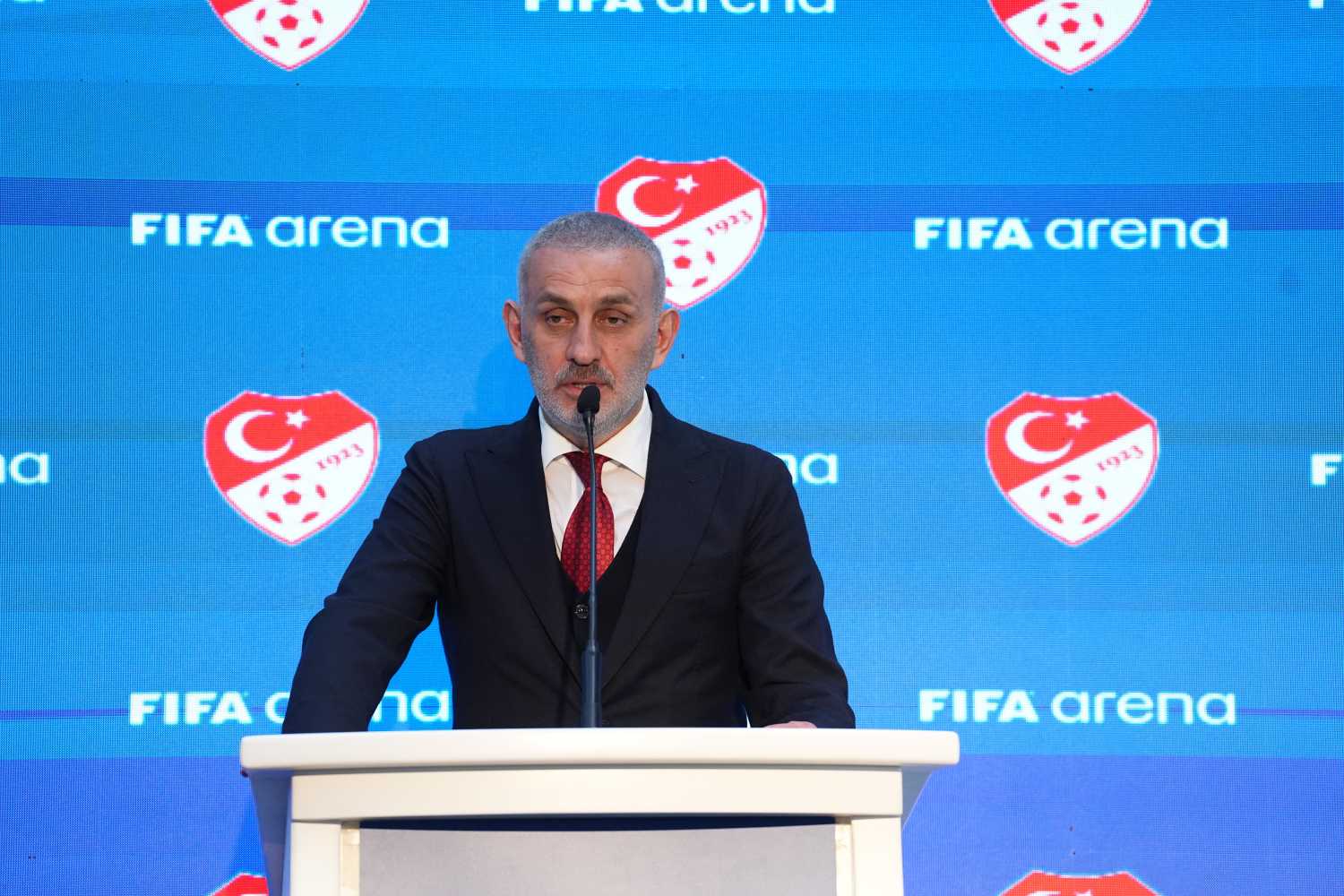İşte Aziz Yıldırım’ın 1 numaralı hoca adayı! Fenerbahçe’de sürpriz gelişme