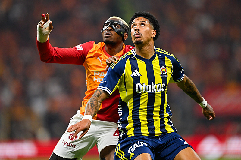 Aziz Yıldırım 12 futbolcunun biletini kesti! İşte Fenerbahçe’de ayrılacaklar listesi